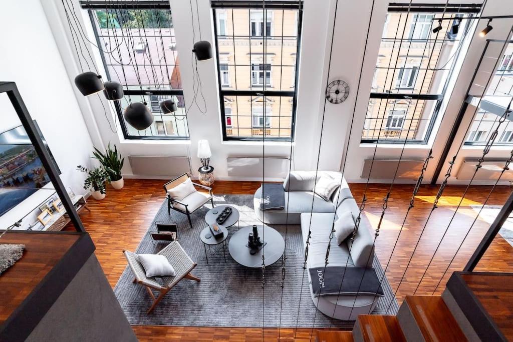 The Factory Loft Apartamento
